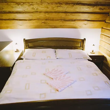 Drevenica Lodge *